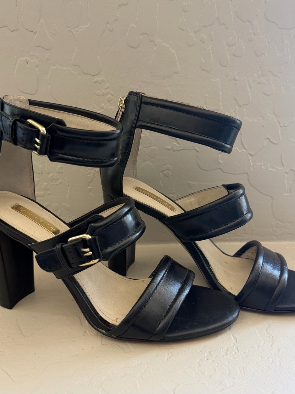 Louise et Cie Black Strappy Block Heel Sandals